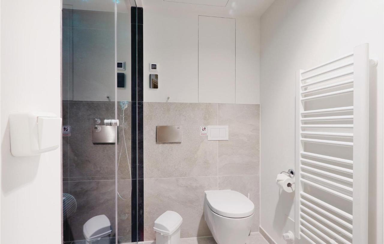 Gorgeous Apartment In Luebeck Travemuende With Wifi Bagian luar foto