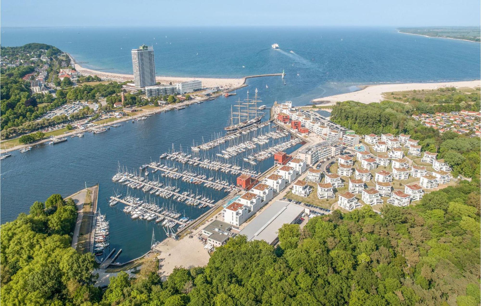 Gorgeous Apartment In Luebeck Travemuende With Wifi Bagian luar foto